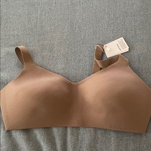 Lululemon Hold True 38 C bra